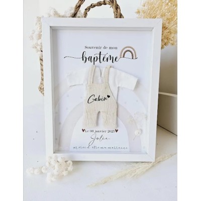 Cadre Baptême Marraine personnalisé avec Mini-salopette en tissu imprimée et fleurs séchées